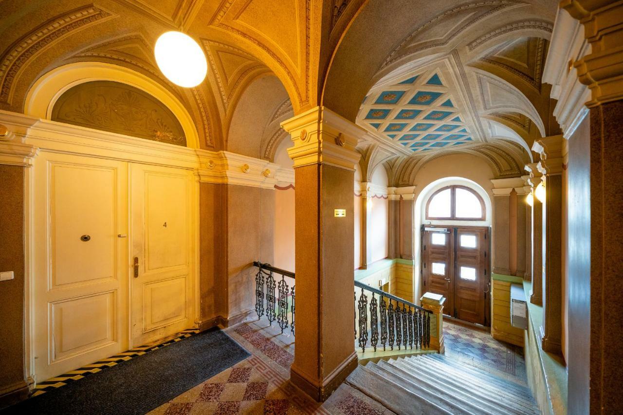 Luxurious Woodrow Wilson Apt In Prague Centre Exteriér fotografie